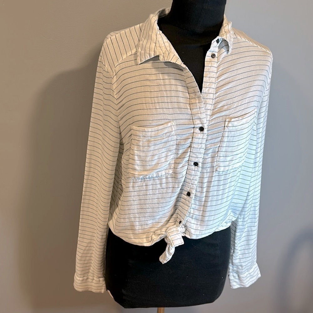 Japan size large button up shirt, striped blue and white with tie front